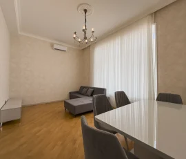 Qonaq otağı, təmirli kirayə mənzil Bakı