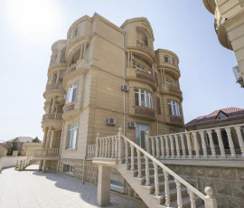 Badam Apartments yaşayış binası, Badamdar